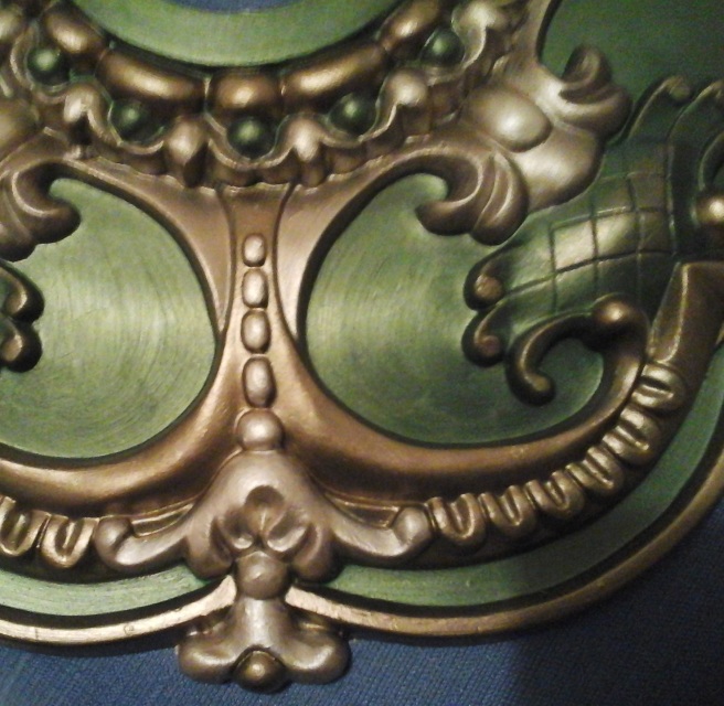 Beautiful And Elegant Royal Hand Painted Ceiling Medallion